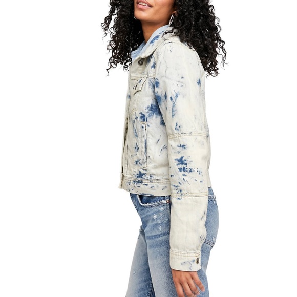 Free People Rumors Denim Jacket in Jones Tie Dye Blue Size Medium NWT